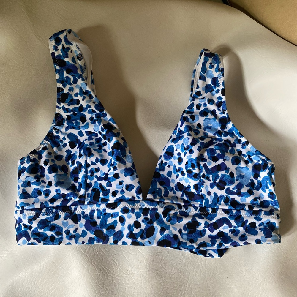 Tommy Bahama Palm Modern leopard Bikini top - Picture 2 of 8